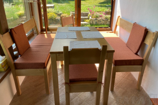 Masivní jídelní set - stůl  a židle 911153 - Smrkový masivní jídelna