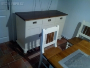 Nadčasová sestava dřevěný nábytek do jídelny 